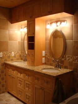 Maple Vanity w Uppers