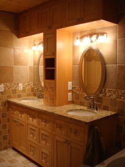 Maple Vanity w Uppers